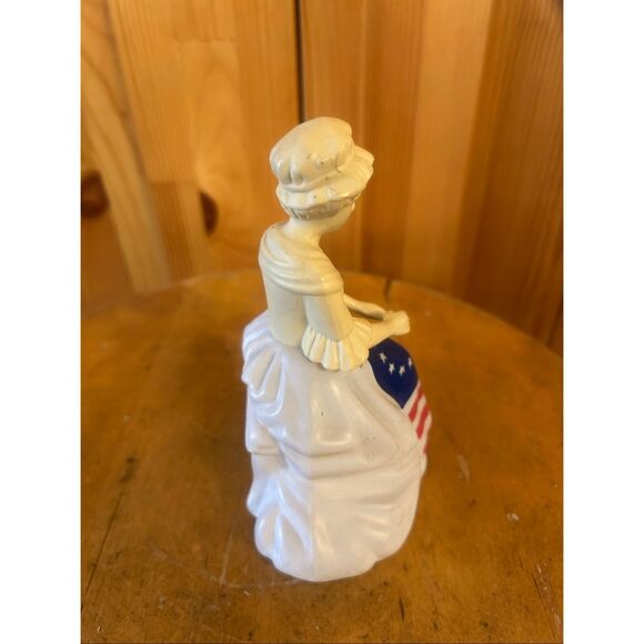 Avon Betsy Ross Figurine Cologne Bottle 1976!  Vintage!  Bi-Centennial (5725) - Picture 4 of 9
